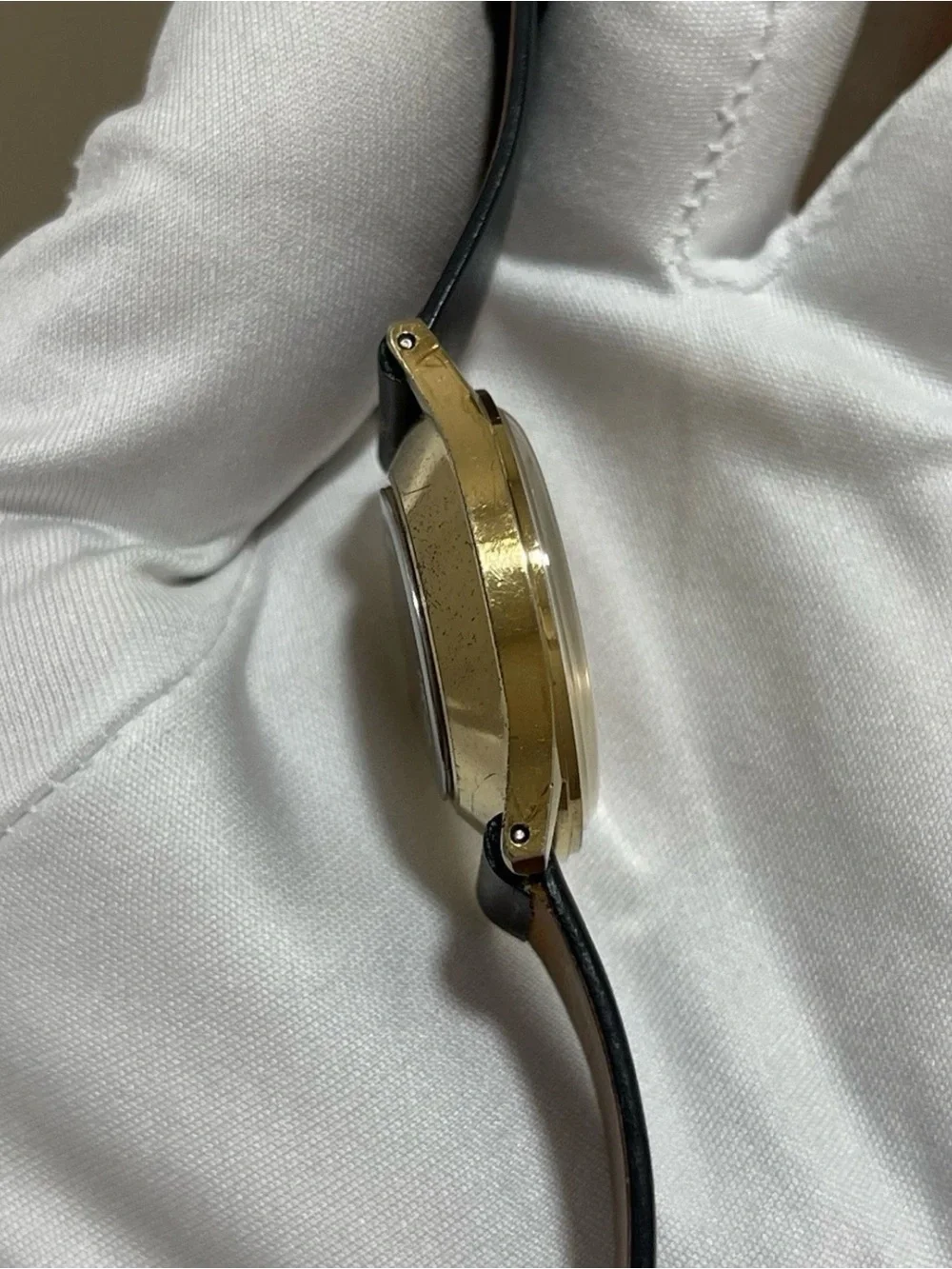 Vintage Timex Marlin Mechanical Watch Gold Tone 30mm Date Hand-Wind Runs